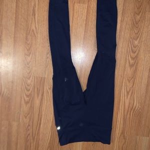 Fabletics Blue Leggings with back pocket